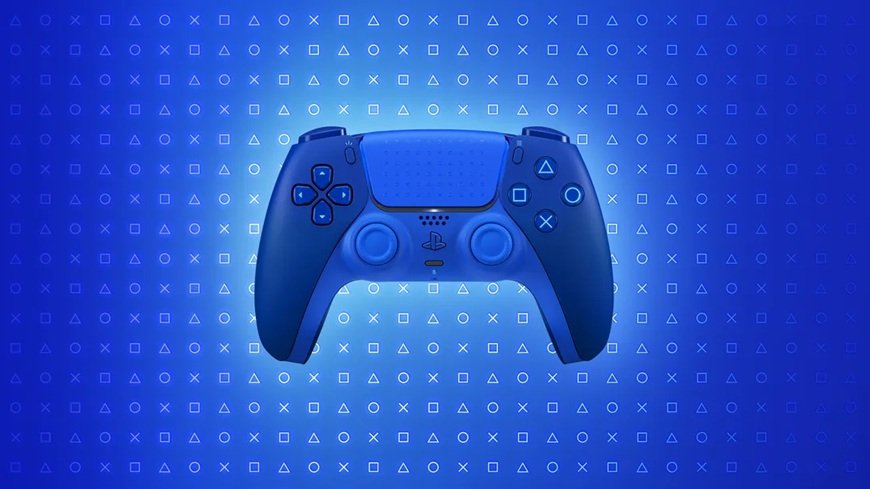 A photo of the limited edition Icon Blue PS5 controller.